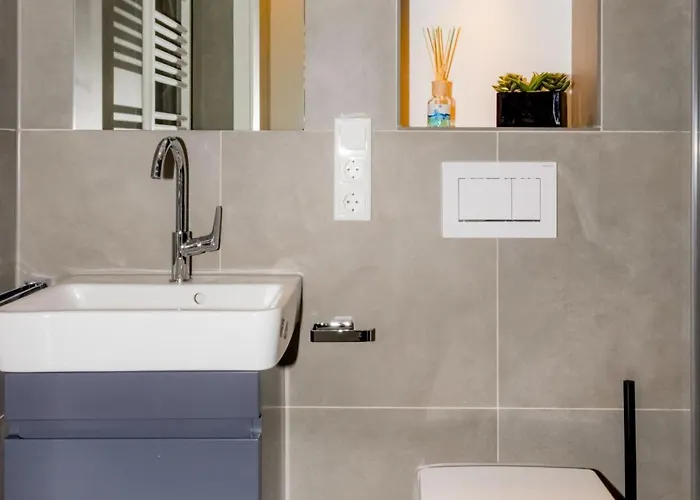 Stylisches Neubau In Bedburg * Hau